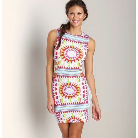 Mara Hoffman Strappy Mini Dress‎ women's size small Shakti White cut outs Aztec - Picture 1 of 9